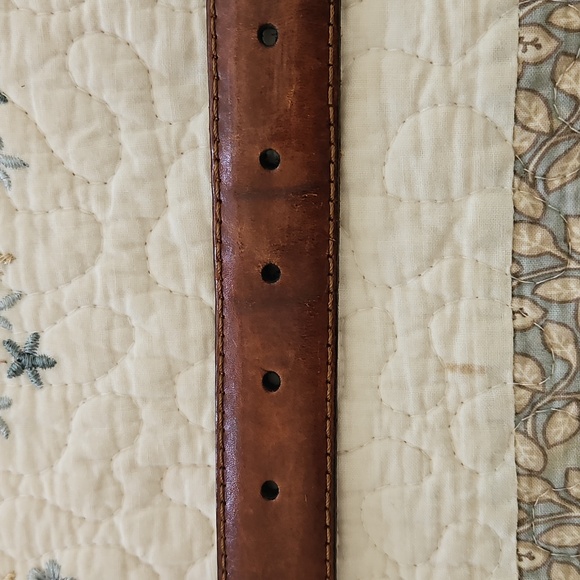 Vintage Tommy Hilfiger Men's Leather Belt Size 36 - Picture 5 of 11